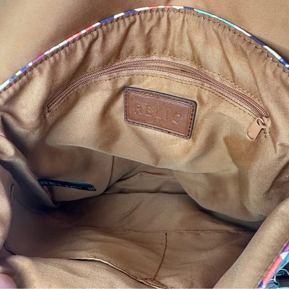 Relic Floral Crossbody Bag with Brown Accents Adjustable Straps - Picture 9 of 12